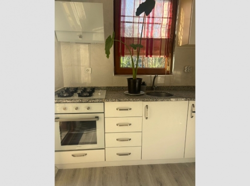 Kemer Merkezde eşyalı kiralık daire